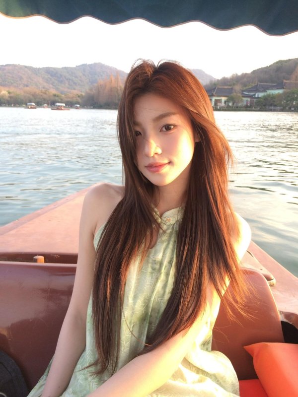 欧洲杯体育暮色下的西湖好好意思。-开云「中国」kaiyun网页版登录入口